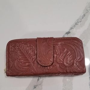 Artisanal 100% Leather Wallet Embossed w/leafs and flowers